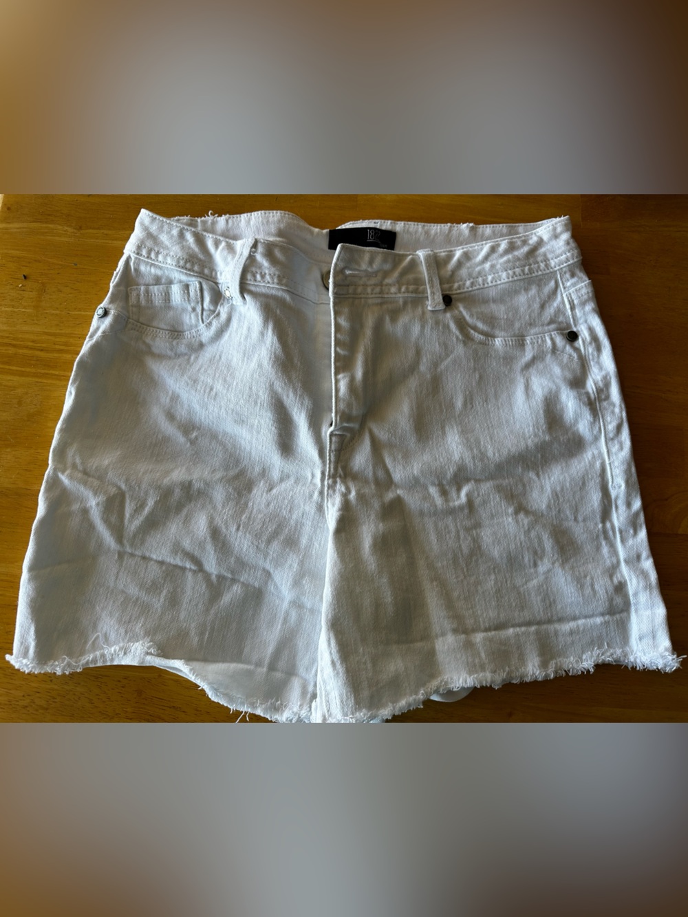 1822 Denim White Denim Skirt with Black Label